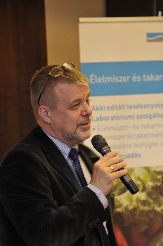 Dr. Zanathy László