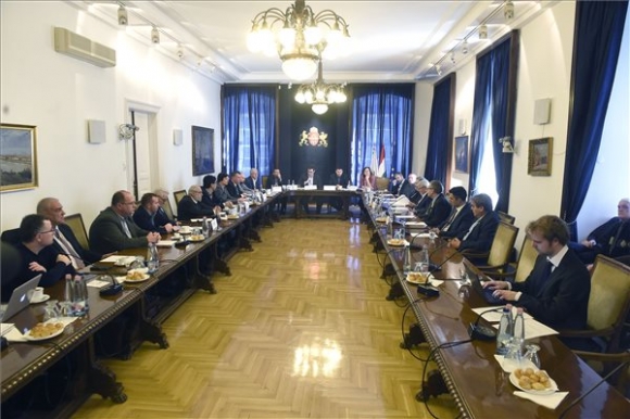 Alakuló ülés