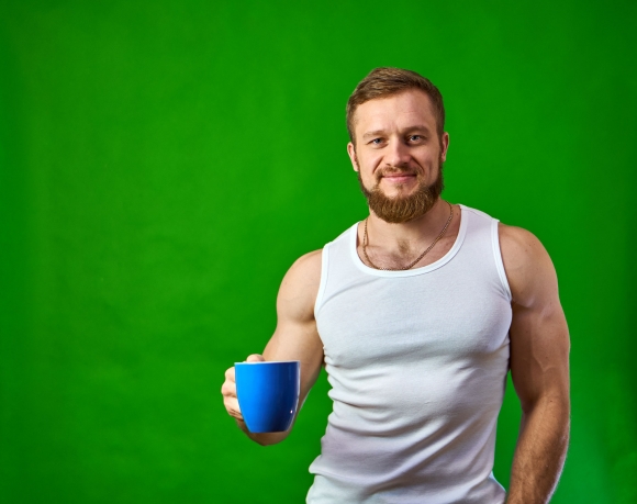 Fokozza a zsírégetést az edzés előtt fogyasztott erős kávé
