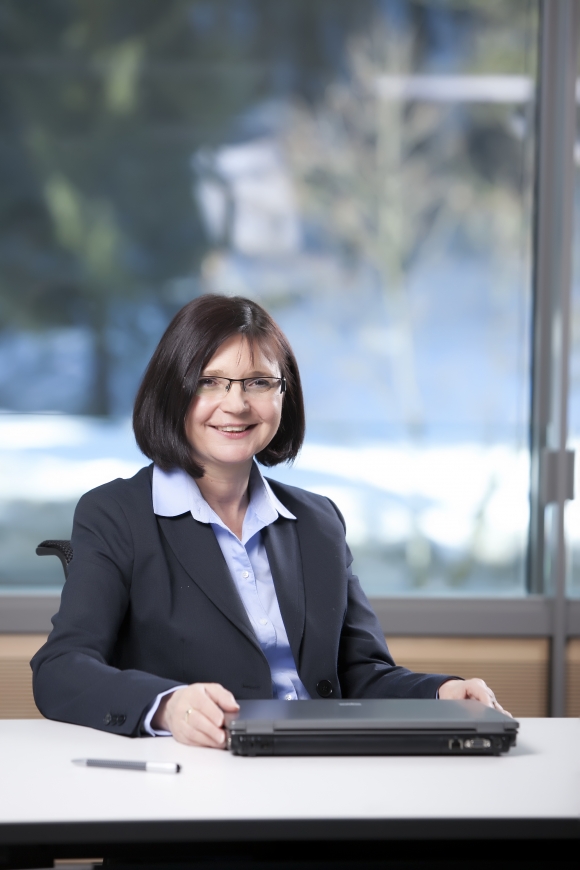 Helga Freund