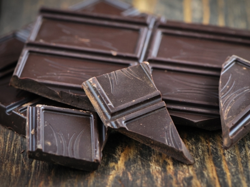 csokoládé szív egészségügyi előnyei